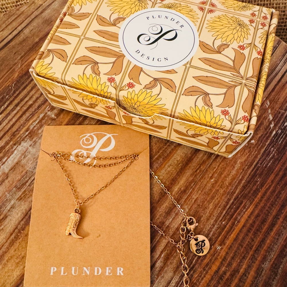 NEW Retired Plunder Designs Cowboy Boot Pendant Necklace - Rose Gold